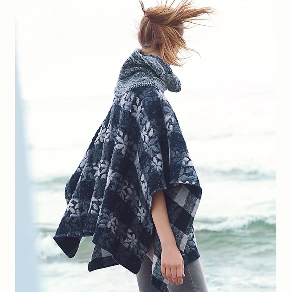Anthropologie WINTERTIDE wool blend poncho, one size. - Picture 3 of 16